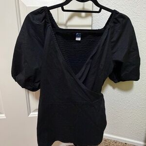 Old Navy Black Puff Sleeve Blouse